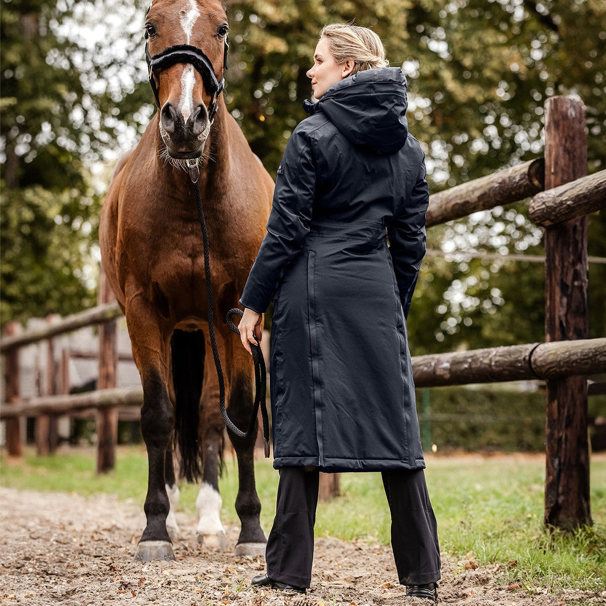 ELT Winter-Performance Reitmantel Opal in Tiefblau, Ansicht 5