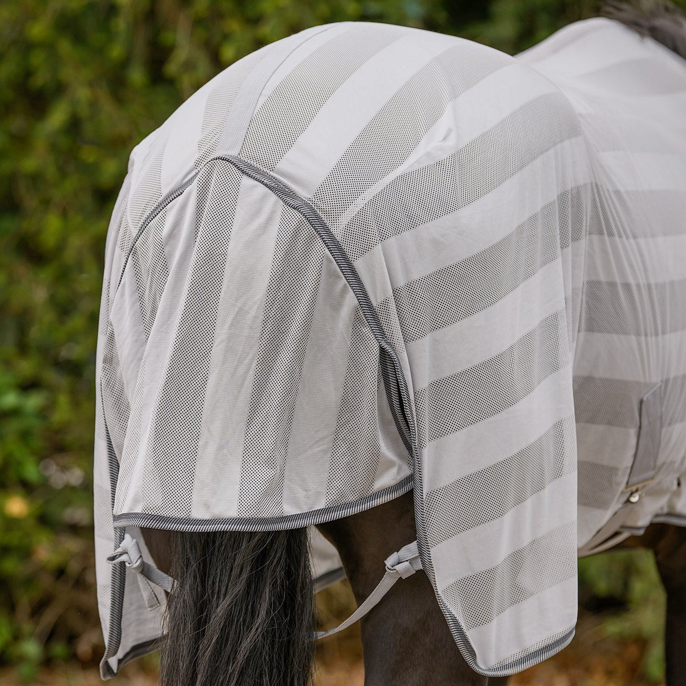 Waldhausen Economic Fly Sheet with Cross Surcingles Silver Grey