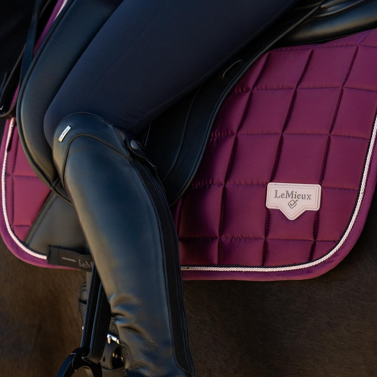 LeMieux Schabracke Loire Classic Satin Dressage Square Blackberry