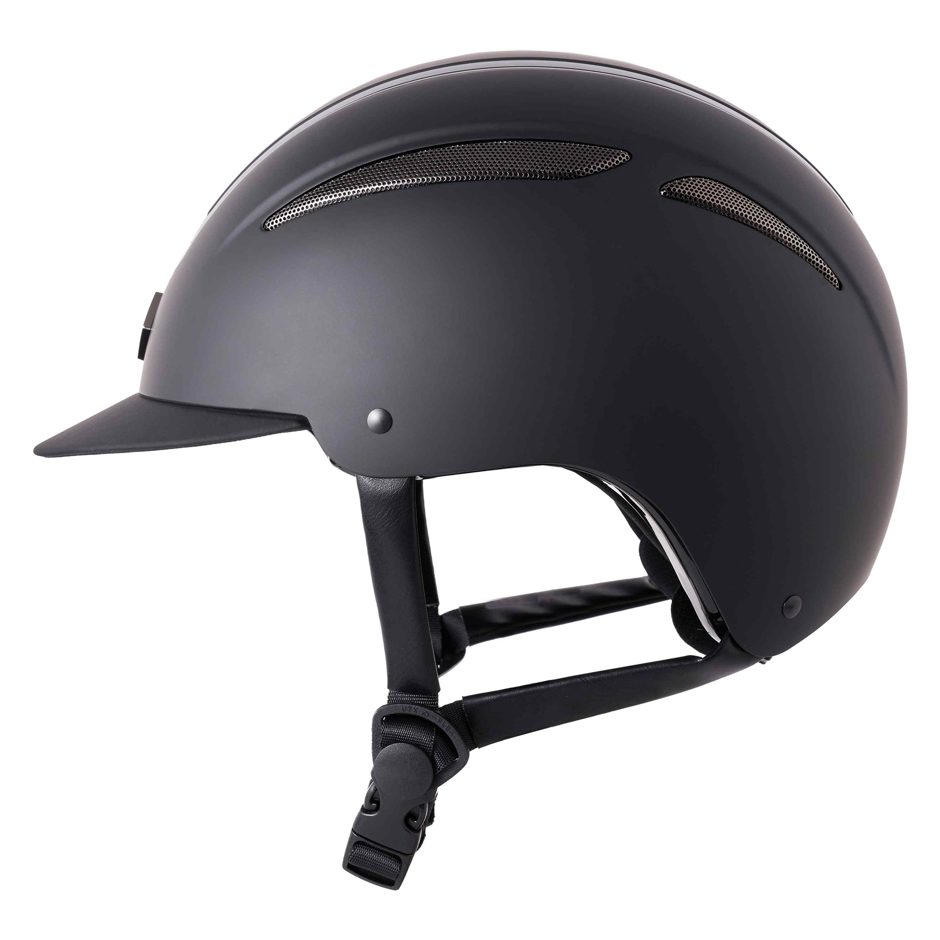 Die Seitenansicht des Imperial Riding IRHOlania Deluxe Small Visor Reithelms in Schwarz zeigt dezente Belüftungsöffnungen, einen schlanken Helmschirm und die ergonomische Form der Helmschale. Der Helmverschluss sorgt für einen sicheren Sitz, und das Design ist ideal für Training und Turniere geeignet.