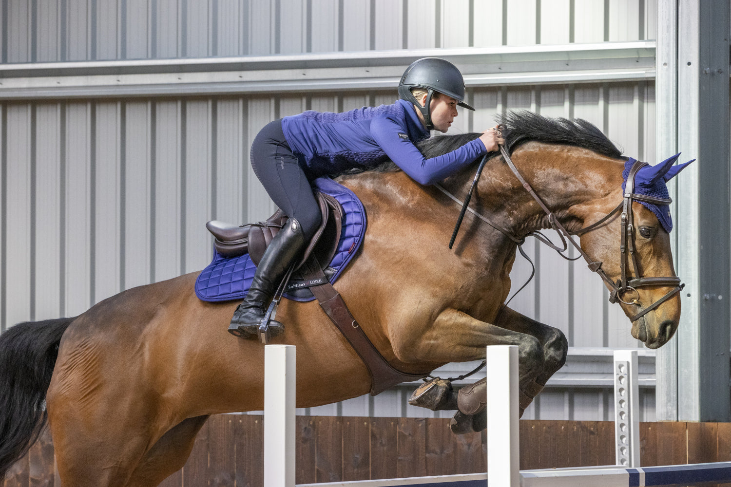 LeMieux saddle pad Loire Classic Satin Close Contact Square ink blue