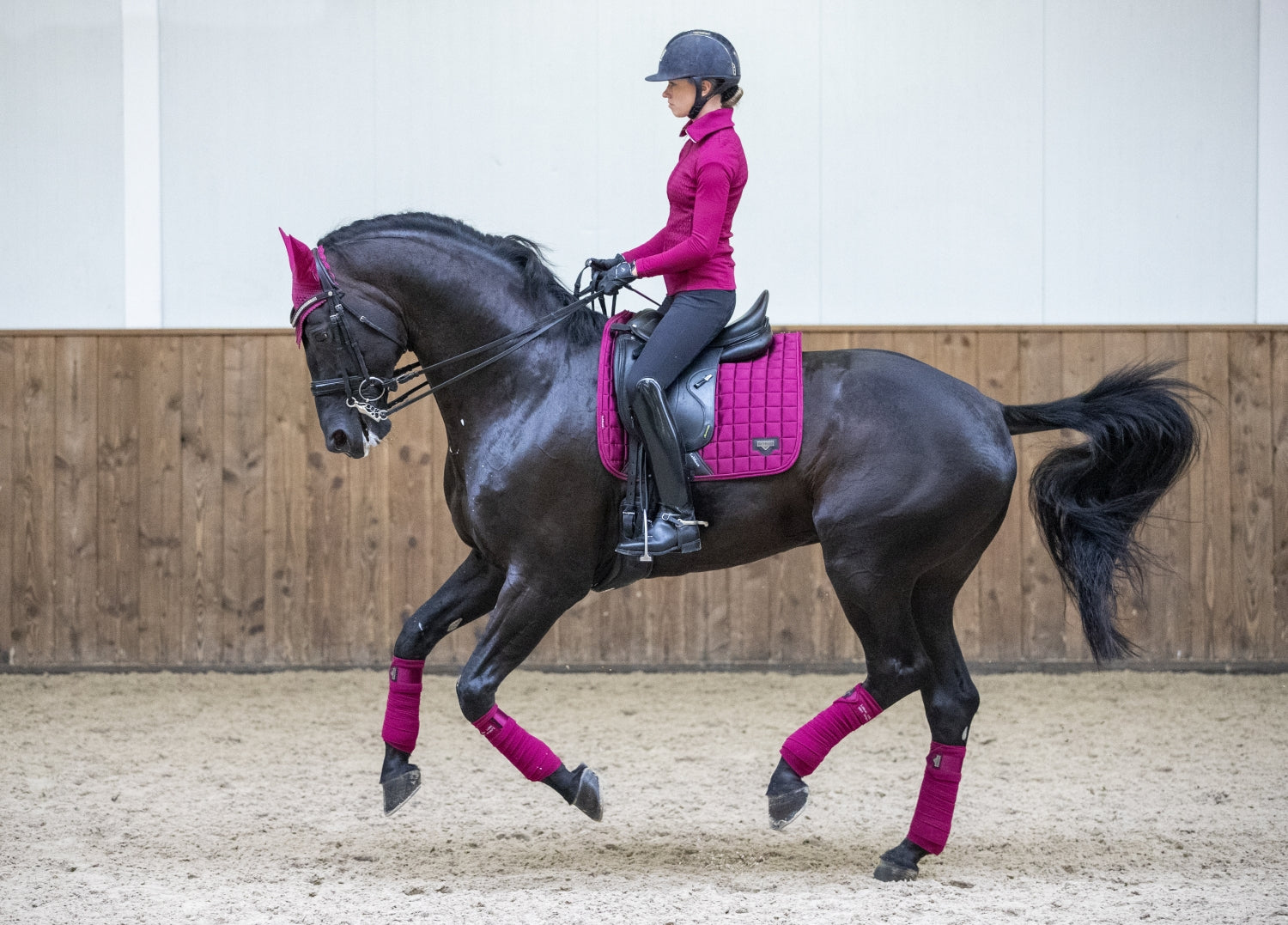 LeMieux saddle pad Loire Classic Satin Dressage Square mulberry