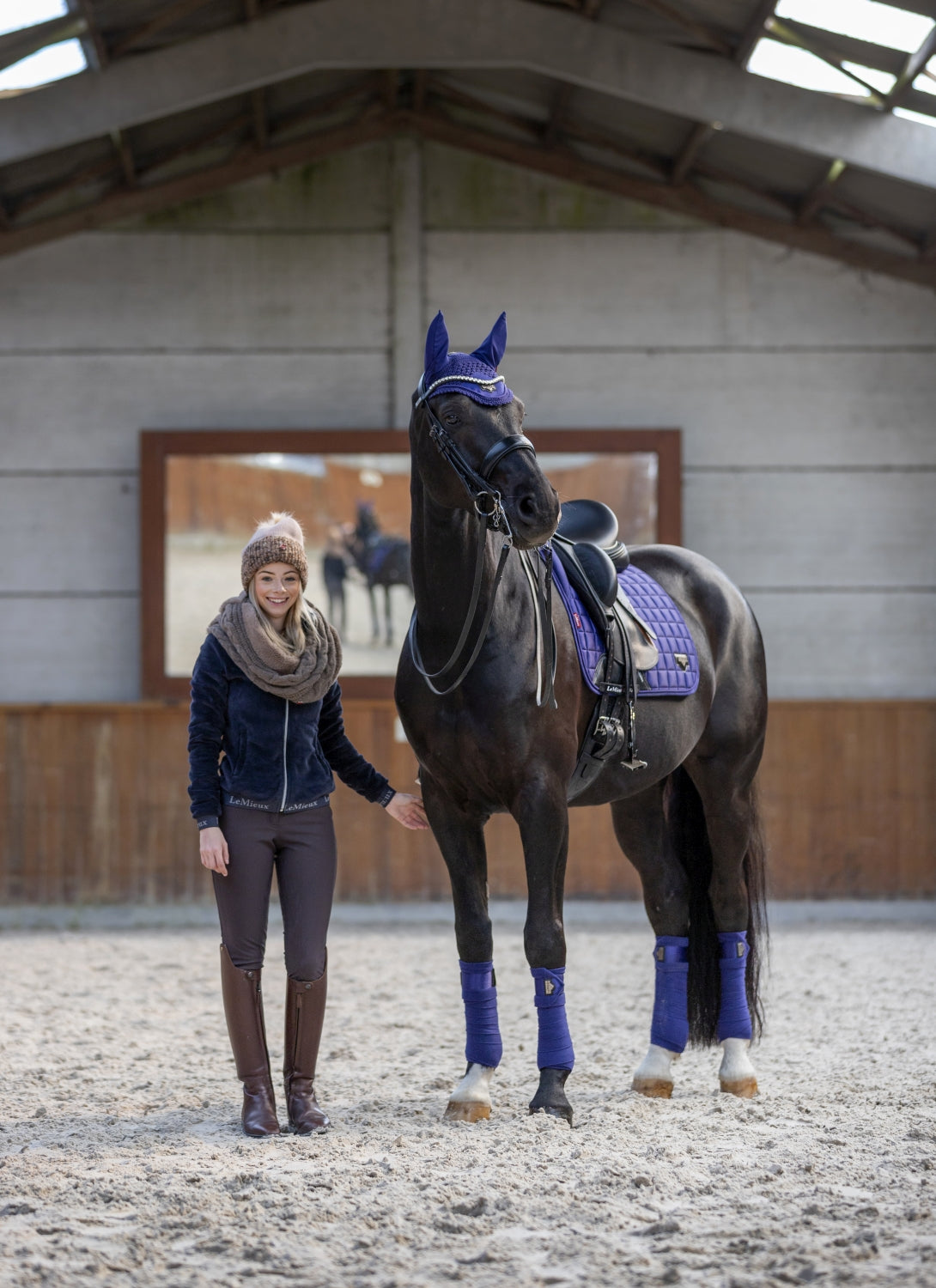 LeMieux saddle pad Loire Memory Satin Dressage Square ink blue
