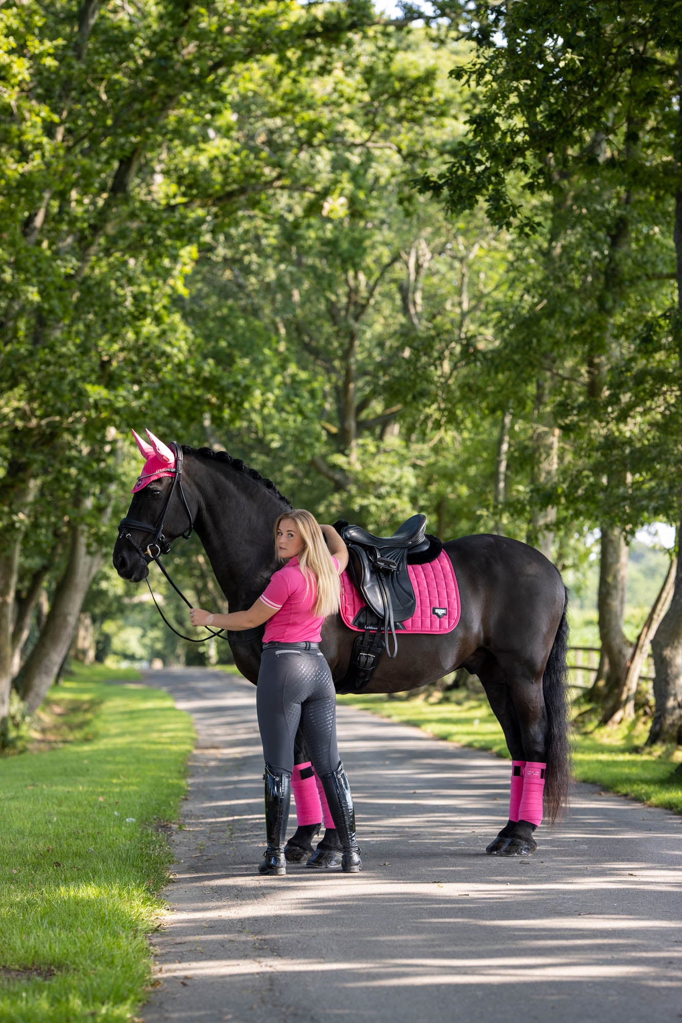 LeMieux Schabracke Loire Memory Satin Dressage Square watermelon