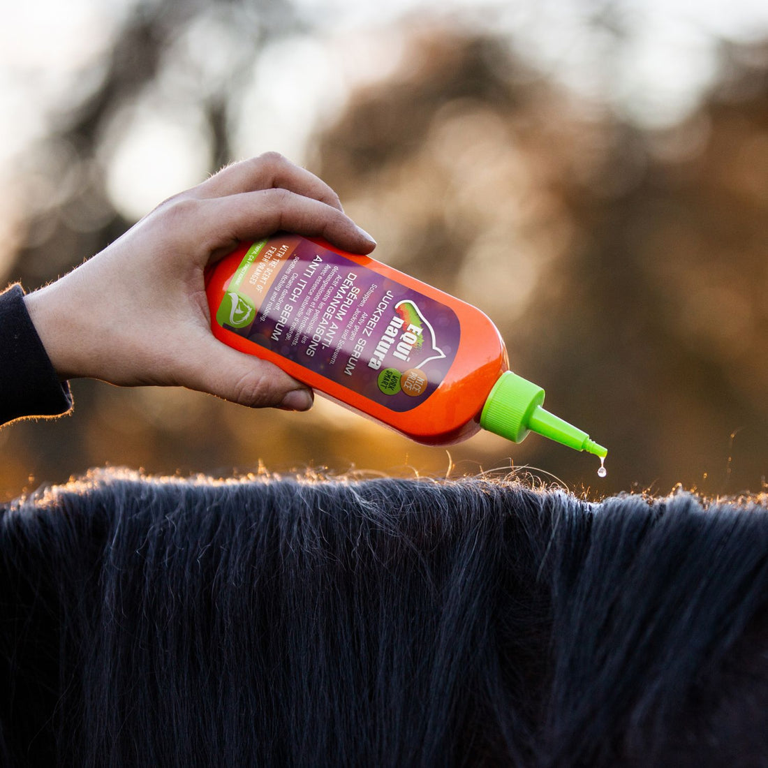 Equinatura Juckreiz Serum aktiv gegen Schuppen und Scheuern - ePony Reitsport