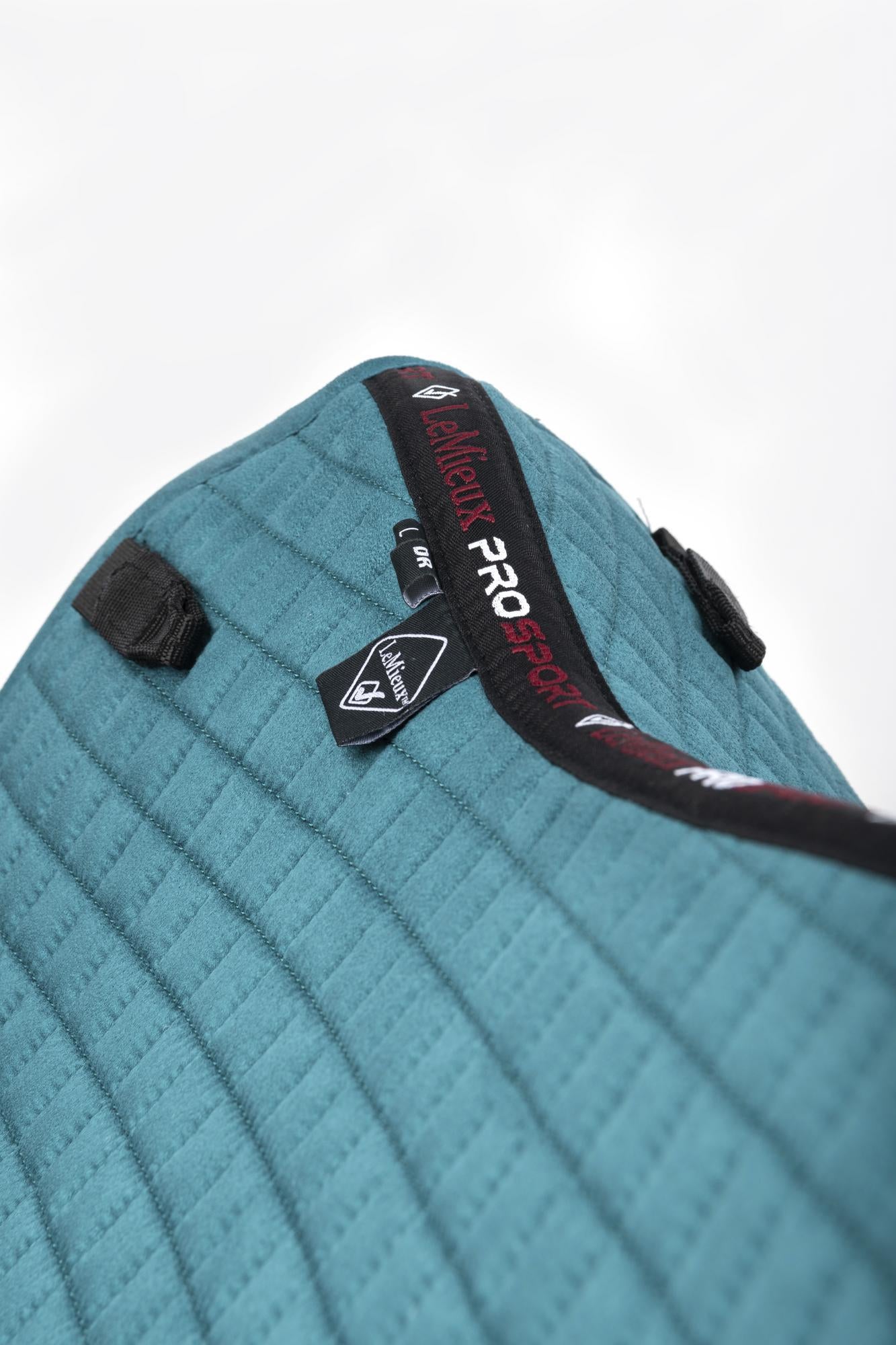 LeMieux Schabracke Luxury Suede Dressage Square peacock