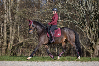 LeMieux Schabracke Loire Classic Satin Dressage Square rioja