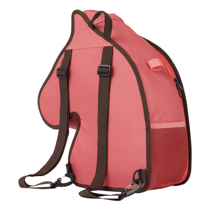 LeMieux Hobby Horse Tragetasche Cranberry – Vorderansicht mit verstellbaren Schultergurten und Griff für bequemen Transport des Steckenpferds.