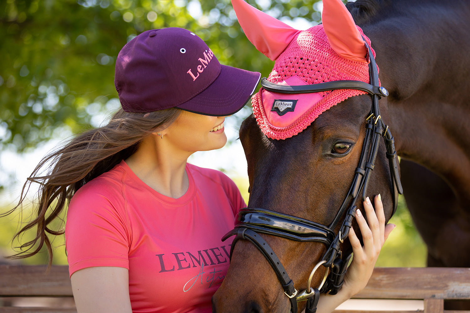 LeMieux Baseball Cap mit Niete aubergine