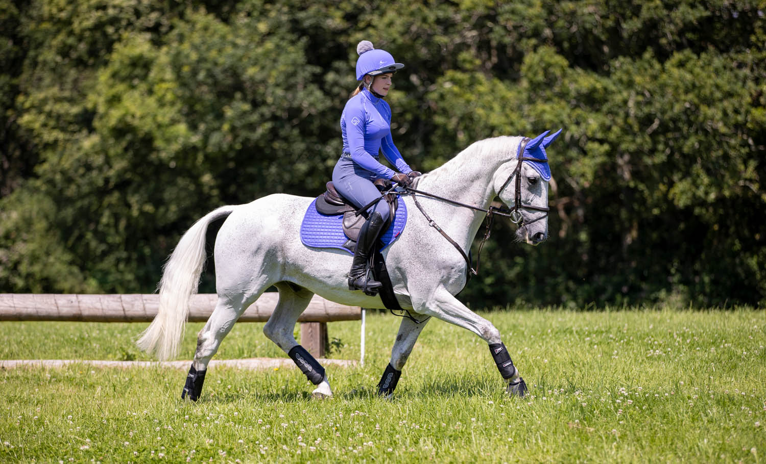 LeMieux long-sleeved shirt base layer bluebell