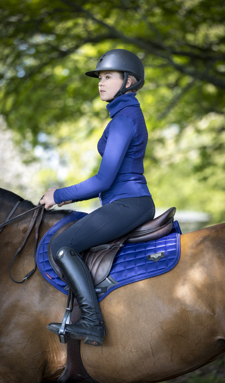 LeMieux saddle pad Loire Memory Satin Close Contact Square ink blue
