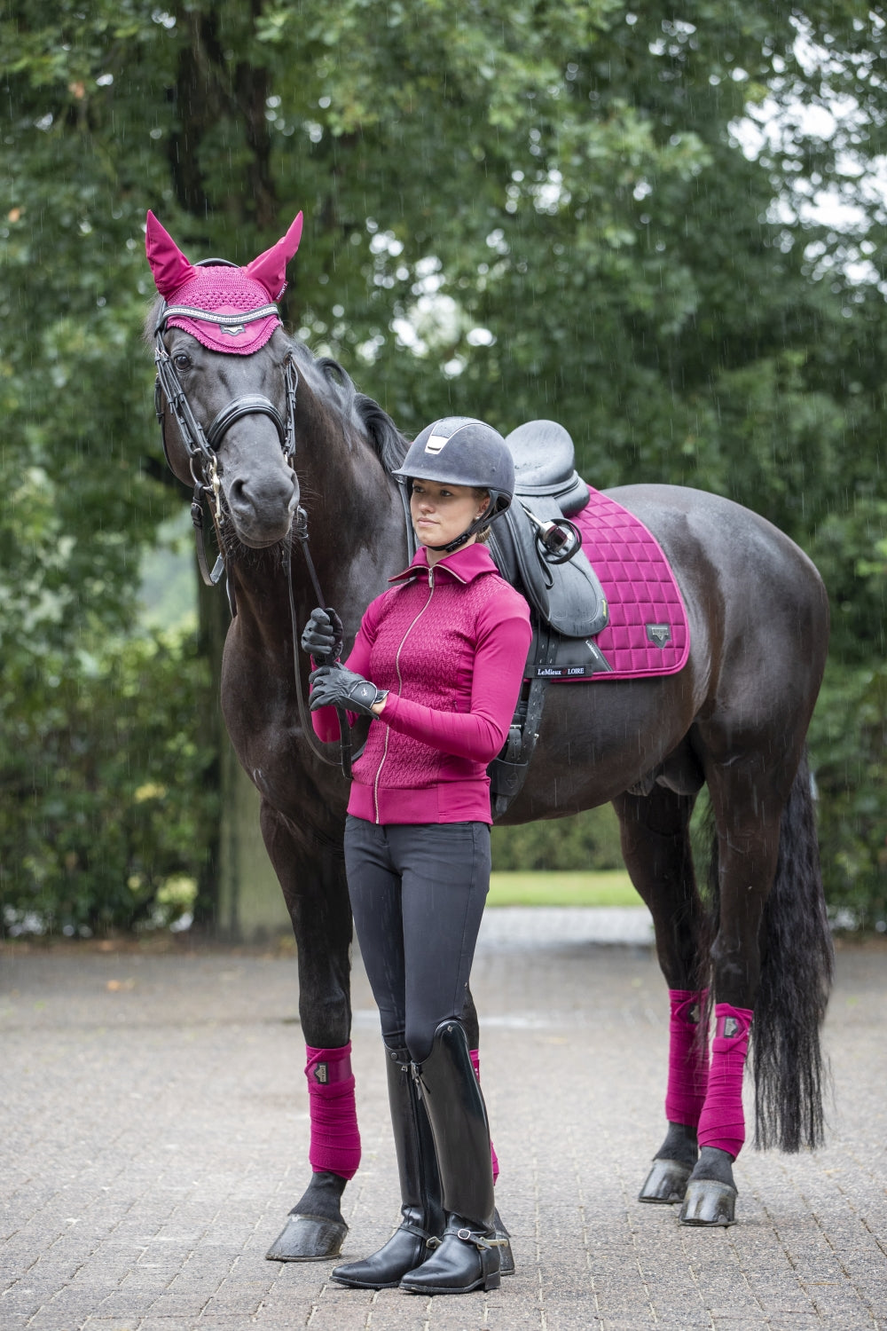 LeMieux saddle pad Loire Classic Satin Dressage Square mulberry