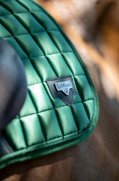 LeMieux Schabracke Loire Memory Satin Dressage Square hunter green