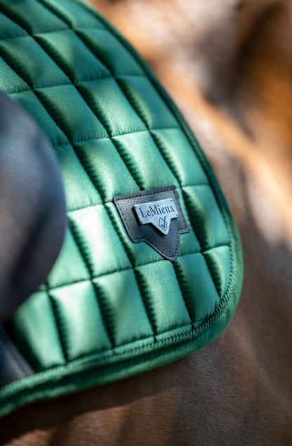 LeMieux saddle pad Loire Memory Satin Close Contact Square hunter green