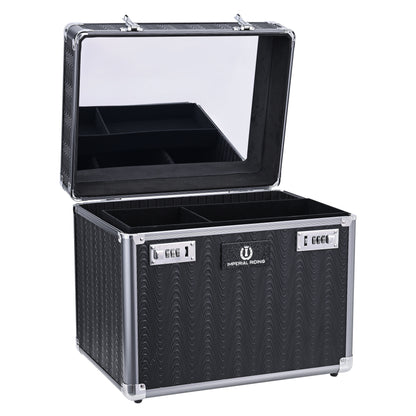 Geöffnete Imperial Riding Putzbox IRHShiny grey black mit variabler Innenaufteilung, herausnehmbaren Trennwänden, Neopren-Innenmaterial und Spiegel im Deckel für den Einsatz im Stall oder auf Turnieren. Zur Aufbewahrung von Bürsten, Striegeln, Putzzeug und Pferdepflegemitteln. Perfekt abgestimmt für Reiter*innen die Pferdepflege zelebrieren und lieben.