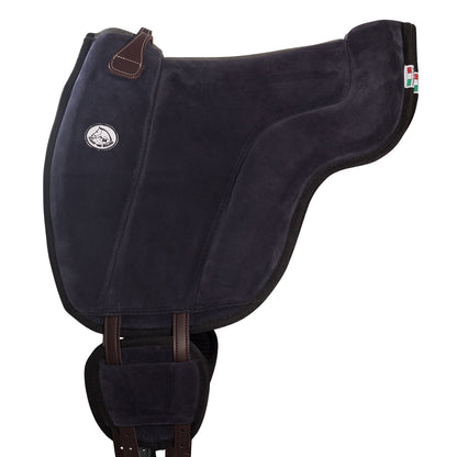 Anatomisch geformtes Brockamp Bareback Pad Reitpad Spezial in Marine aus rutschfestem Wildleder mit integrierten Kniepauschen, stabiler V-Gurtung und braunem Ledergriff für komfortables und sicheres Reiten ohne Sattel.