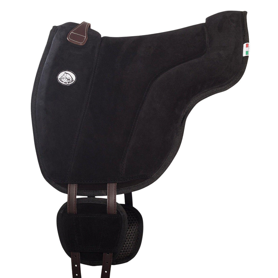 Das schwarze Brockamp Bareback Pad Reitpad Spezial aus feinem Rauleder bietet durch seine Kniepauschen und das Hinterzwieselpolster einen rahmenden Halt beim Reiten ohne Sattel. Ein brauner Ledergriff sowie die ergonomische V-Gurtung mit seitlichen Gurtpolstern sorgen für einen edlen Kontrast und stabile Lage dieses Premium-Reitkissens der Seilerei Brockamp.