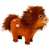Das braune Die Spiegelburg Plüschtier Ronny das Pony in der Seitenansicht. Das weiche Kuschelpony mit wilder Mähne und Kulleraugen ist die berühmte Buchfigur von Kai Lüftner aus dem Coppenrath Verlag. Das Stofftier Pferd zum Spielen und Liebhaben hat ein fuchsfarbenes Plüsch-Fell mit weißen Punkten am Hinterteil, eine rundliche Figur und ein lächelndes Gesicht mit einem kleinen, charakteristischen Zahn.