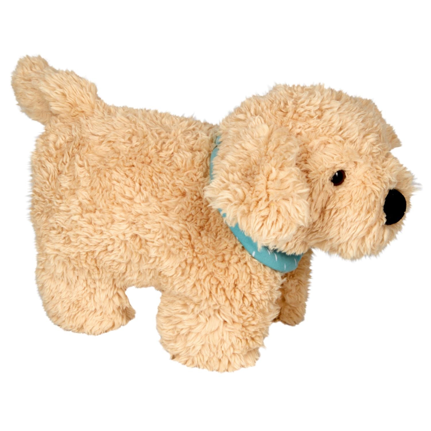 Das Schmusekissen Hund Justus aus der Lustigen Tierparade von Spiegelburg als Plüschtier für Kinder auf seinen Beinen stehend. Der helle, beigefarbene Hund wirkt kräftig und ist circa 30 cm groß. Das helle, beige Fell sieht weich aus und ist von mittlerer Länge. Justus trägt ein türkises Halstuch. Die schwarzen Augen und die Hundenase lassen Justus realistisch wirken. Insgesamt wirkt er wie ein lieber, drolliger, aber kräftiger Hund, der sich weich und flauschig anfühlt. Zum Kuscheln, Spielen, Träumen.