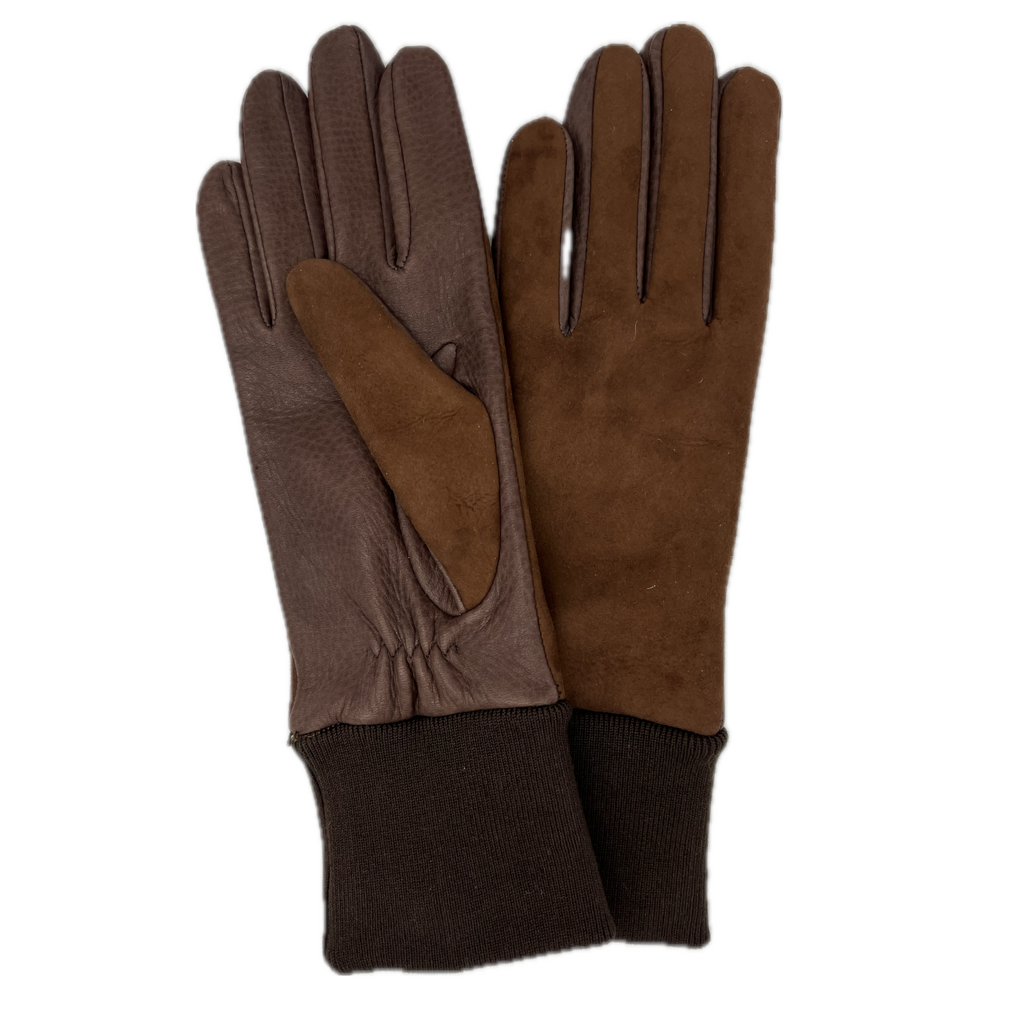 Ein Paar der braunen Hauke Schmidt Winterreithandschuhe Reykjavik, liegend präsentiert. Ein Lederreithandschuh zeigt die Handinnenseite aus robustem Hirschleder für optimalen Zügelmaß-Halt, während der zweite Handschuh die Handrückenseite aus weichem Schafsleder in Curly-Optik präsentiert. Diese klassisch braunen Reithandschuhe sind das ideale Equipment für Reiterinnen, um kalte Hände im Winter zu vermeiden.