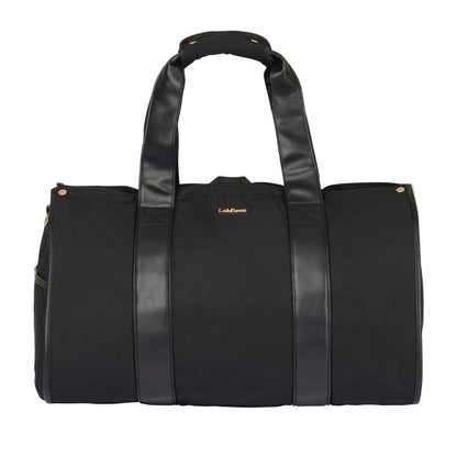 Schwarze LeMieux Reisetasche Luxe Show Jacket Duffle Bag mit goldenen Metallapplikationen und PU-Lederhenkeln: Die elegante 2-in-1-Turniertasche für den knitterfreien Transport von Turnierjacket und Reitbekleidung auf dem Turnierplatz.