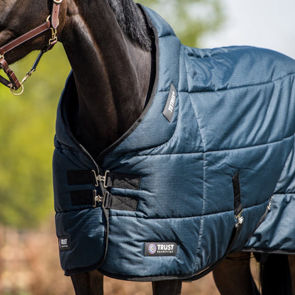 Trust Equestrian Stalldecke Tetris 100 g navy