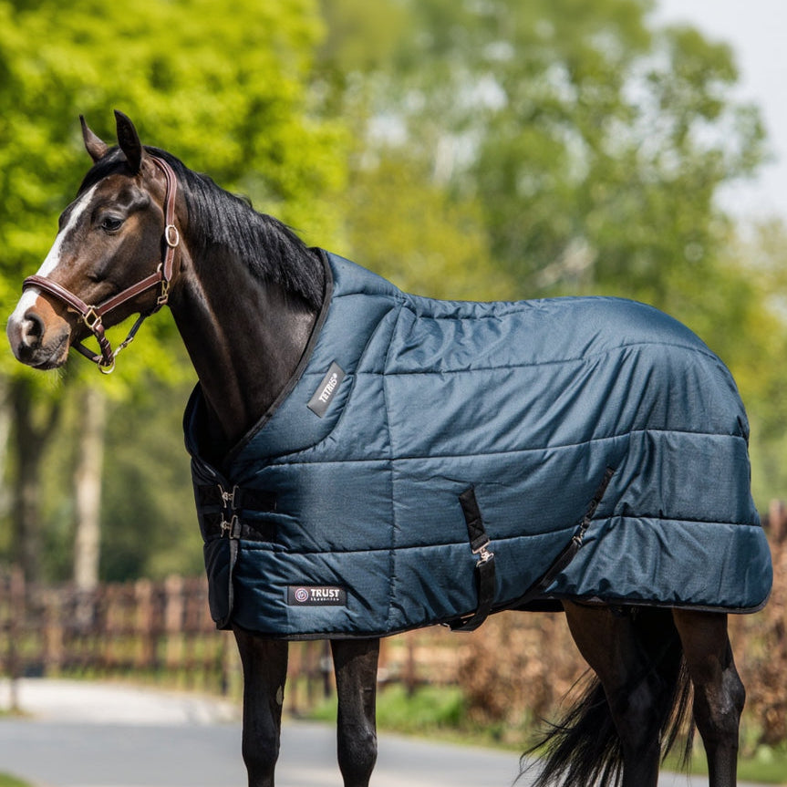 Trust Equestrian Stalldecke Tetris 100 g navy