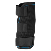 Detailansicht der Innenseite einer einzelnen schwarzen Waldhausen Health + Care Ice-Layer Kühlgamasche auf weißem Hintergrund. Im Gegensatz zur Außenseite zeigt dieses Bild das flache Design der Klettarme ohne störende Verschlüsse. Das weiche Innenmaterial liegt absolut flach an, um Druckstellen am Pferdebein zu vermeiden und maximalen Komfort bei der Verdunstungskühlung zu ermöglichen. Perfekt für eine schonende Abkühlung im Sommer.