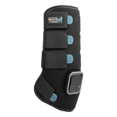 Die schwarze Waldhausen Health + Care TecSupreme 3-in-1 Gamasche mit farbigem LED-Touchscreen zur Steuerung von Kühlung, Wärme und Vibration. Gut sichtbar sind die vier robusten Klettverschlüsse mit hellblauen Enden, die beidseitig schließbar sind und die feine Anpassung am linken wie rechten Pferdebein ermöglichen.